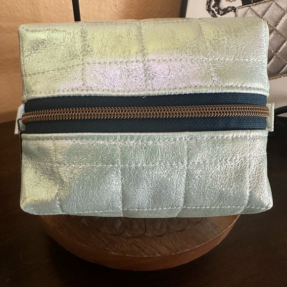 Cosmetic Pouch- Quilted Sea Green Vinyl and Colorful Cotton Interior Handcrafted - Picture 3 of 4